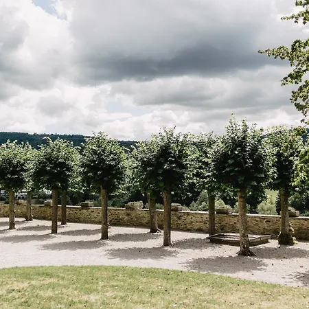 Schloss Gemuenden Mit Schwimmbad Villa Panzweiler