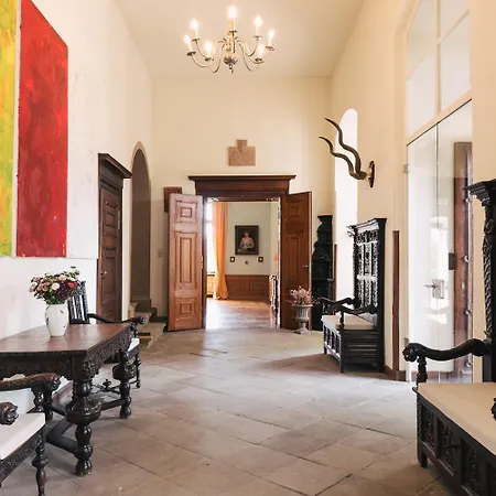 Villa Schloss Gemuenden Mit Schwimmbad *