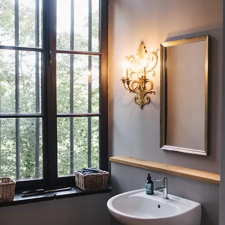 Villa Schloss Gemuenden Mit Schwimmbad *