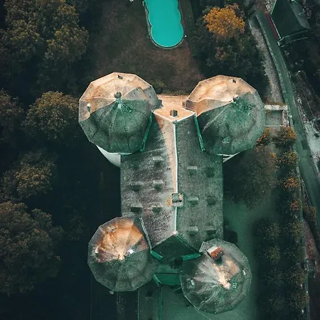 Schloss Gemuenden Mit Schwimmbad *