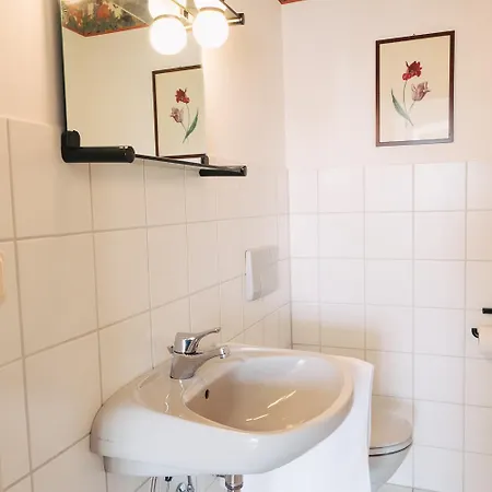 Schloss Gemuenden Mit Schwimmbad