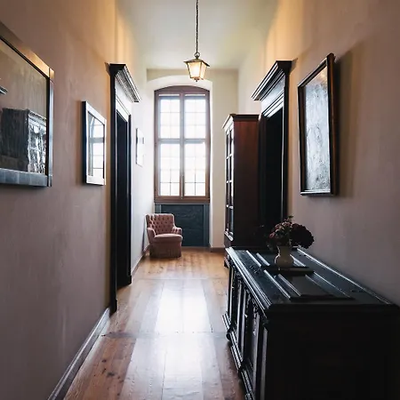 Villa Schloss Gemuenden Mit Schwimmbad