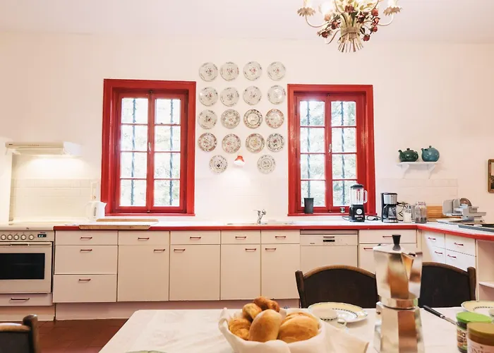 Schloss Gemuenden Mit Schwimmbad