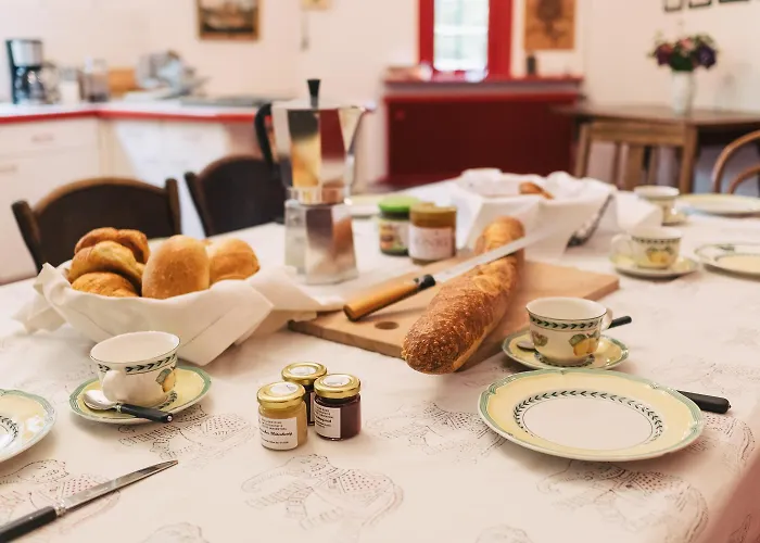 Schloss Gemuenden Mit Schwimmbad