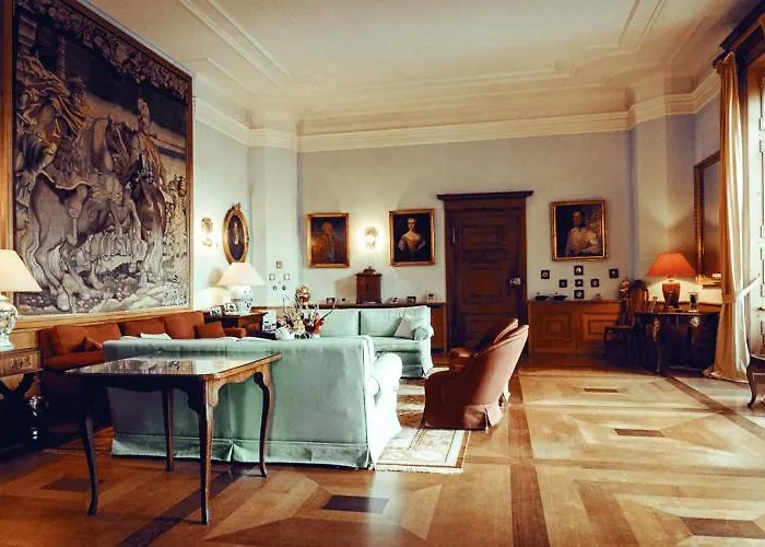 Schloss Gemuenden Mit Schwimmbad *