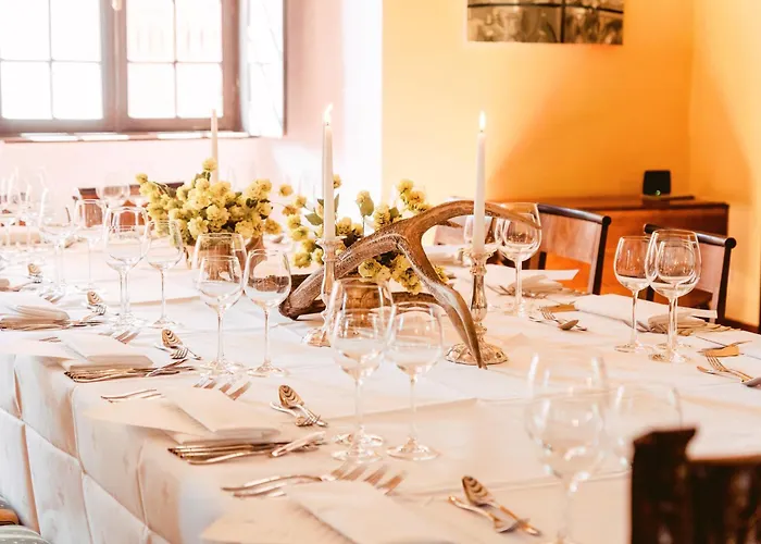 Schloss Gemuenden Mit Schwimmbad 别墅