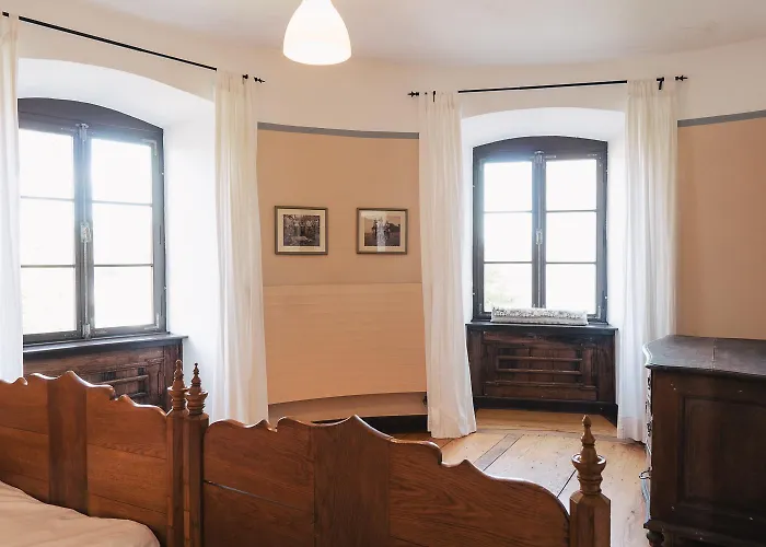 别墅 Schloss Gemuenden Mit Schwimmbad *